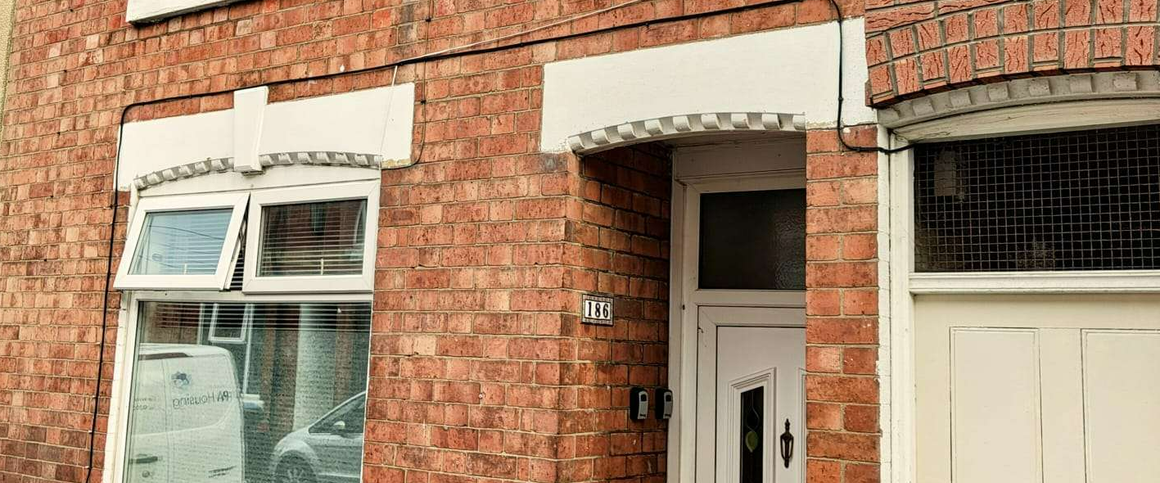 Modern Central Kettering HMO – Spacious Rooms & All Bills Included! Room 3 - Photo 1