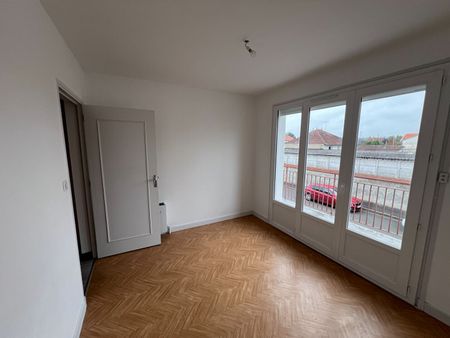 Location Appartement 2 pièces 44m² - Photo 4