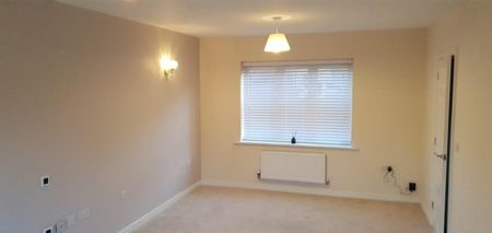 4 BED Detached house To rent - Photo 3