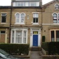 9 Beds - Student House - Bradford - Photo 1