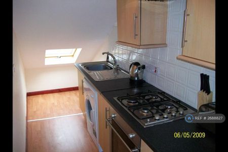 1 bedroom flat to rent - Photo 2