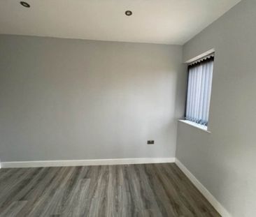 Worle, Weston-super-Mare, North Somerset - Photo 6
