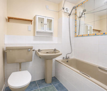 1 bedroom flat to rent - Photo 6