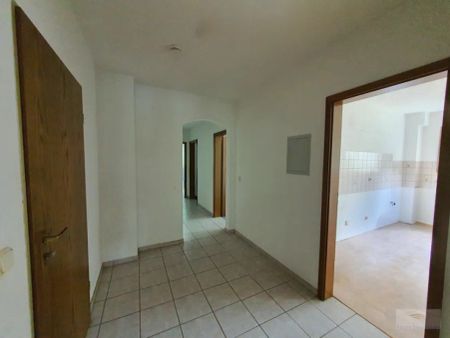 Stadtzentrale EG-Wohnung im Grünen, 3 Zimmer, großer Balkon - Foto 5