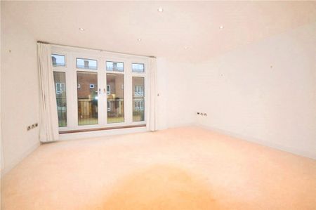 2 Bedroom Flat / Apartment - Fraser Gardens, Winchester - Photo 5