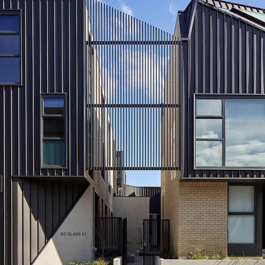 Elegant & Contemporary Townhouse in the Heart of Richmond - Photo 1