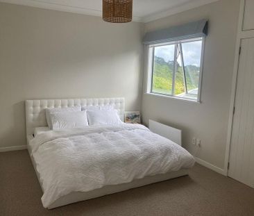 Two bedroom flat with great sun and view! - Photo 1