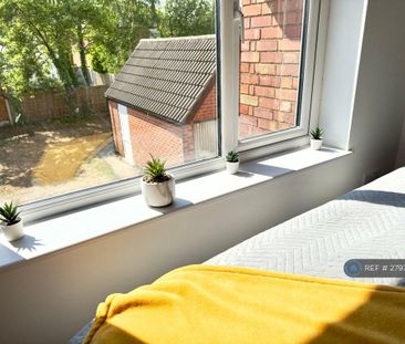 1 bedroom in a house share to rent - Photo 1