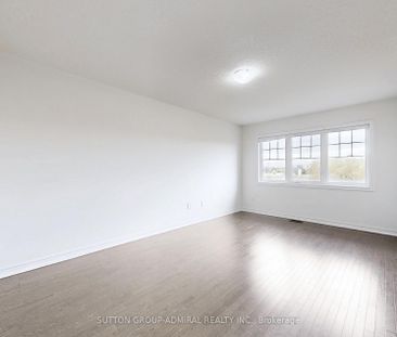 For Lease - 74 Davenfield Circle, Brampton, Ontario - Photo 2
