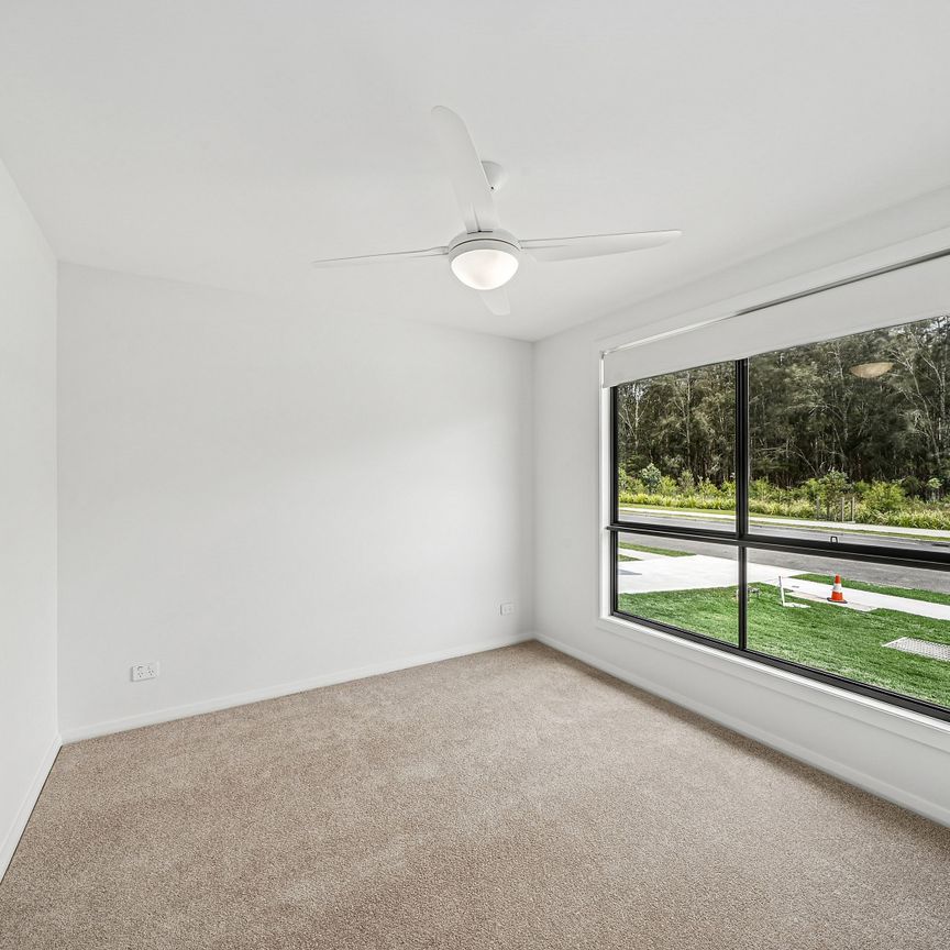 25 Solomon Drive, Lake Cathie NSW 2445 - House For Rent | Domain - Photo 1