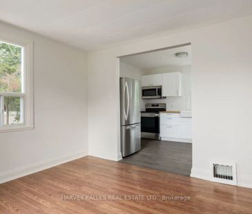 129 Major Mackenzie Drive E - Photo 3