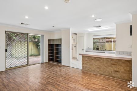 13A Henning Crescent - Photo 4