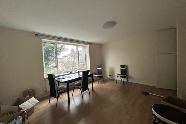 Macfarlane road - Photo 1