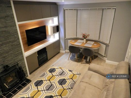 2 bedroom maisonette to rent - Photo 1