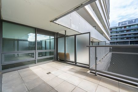 For Lease - 120 Varna Drive Unit# 301, Toronto, Ontario - Photo 3