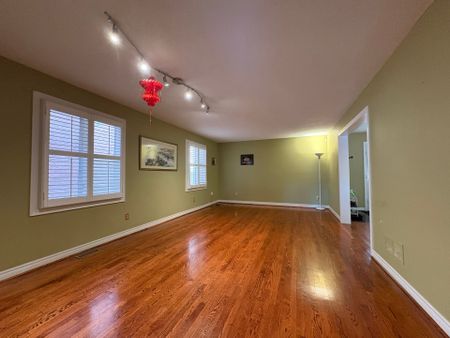 For Lease - 120 Brookmill Drive, Vaughan, Ontario - Photo 3