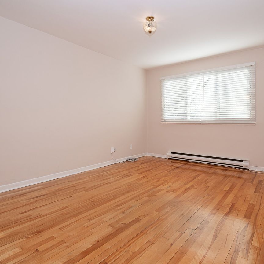Condo for rent, Montréal (Saint-Léonard) - Photo 1
