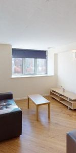 2 bedroom flat to rent - Photo 3