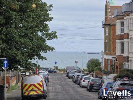 Harold Road, Margate, CT9 - Photo 2