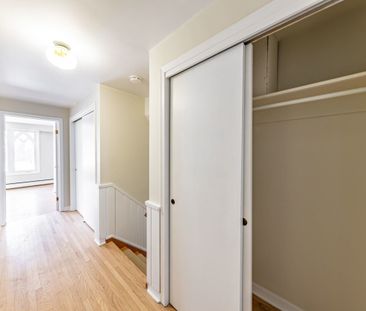 For Lease - 83 Deep Dene Drive Unit# Main, Toronto, Ontario - Photo 6