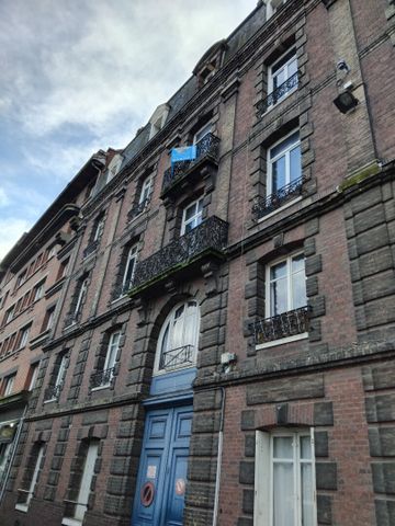Location Appartement 4 pièces 95m² ROUEN 76100 - Photo 4