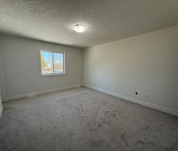 For Lease - 90 Knott Drive Unit# UPPER, London South, Ontario - Photo 4