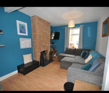 3 bedroom terraced house to rent - Photo 3
