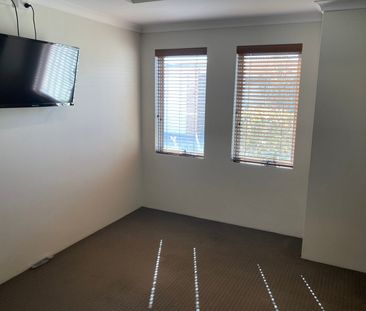 Low maintenance 3x2 family home - Photo 4