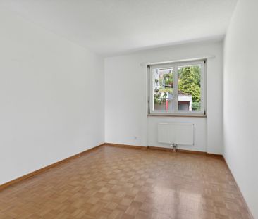 APPARTEMENT À LOUER DANS QUARTIER TRÈS ENSOLEILLÉ ET FAMILIAL - Photo 3