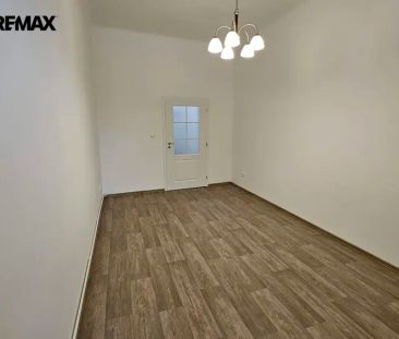 Pronájem bytu 1+1, Brno, Náměstí Republiky - Fotografie 3