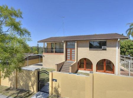 395 Pine Mountain Road, 4122, Mansfield Qld - Photo 4