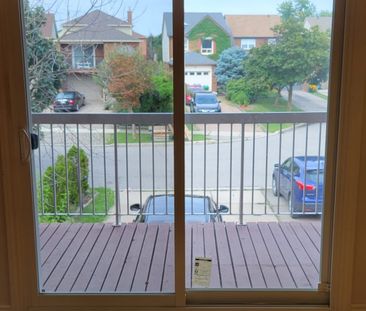 For Lease - 44 Rotherglen (Main) Court, Brampton, Ontario - Photo 5