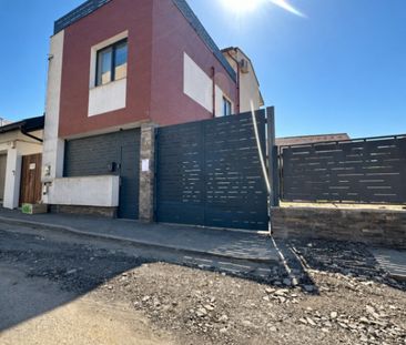 Casa de inchiriat, 143 mp, curte 260 mp, zona Centrul Vechi - Fotografie 2