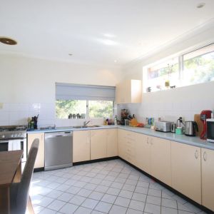 176 Sydney Street, Willoughby. - Photo 2