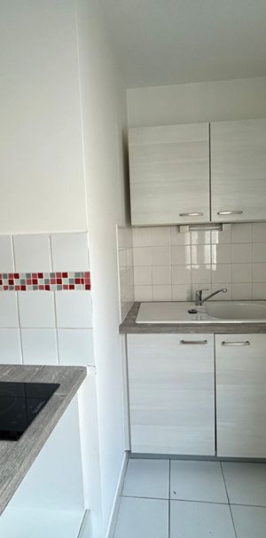 Location appartement 1 pièce, 29.70m², Marguerittes - Photo 1