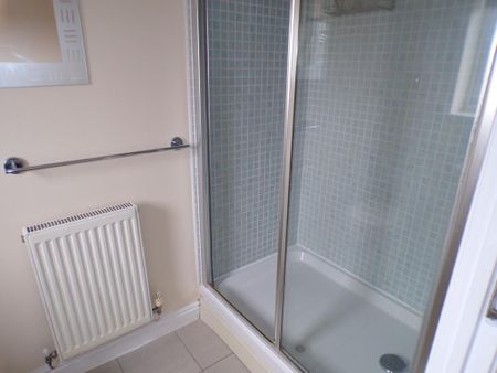 3 bedroom terraced house to rent - Photo 5