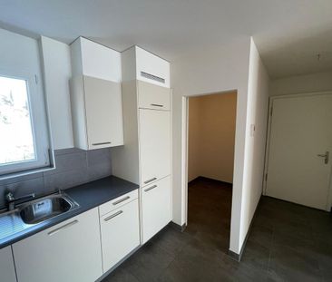 SPACIEUX APPARTEMENT 3.5PCES AVEC TERRASSE - Photo 2