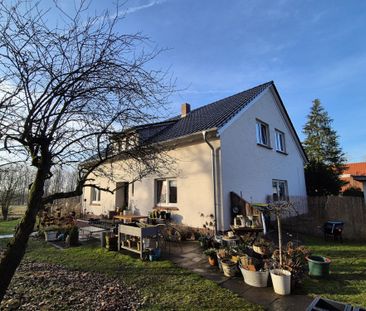 Moderne Erdgeschosswohnung in idyllischer Waldrandlage - Ruhe und K... - Photo 1