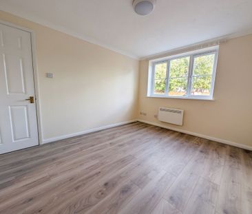Millbrook Road East, Southampton, SO15 - Photo 3