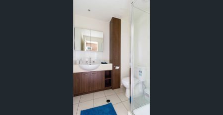 STUDENT ONLY ACCOMMODATION AT Kingsbury Gardens - Single Studio - Photo 2