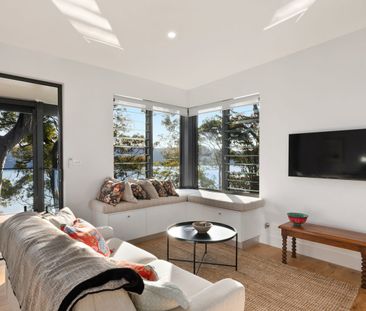 Tranquil Coastal Retreat with Breathtaking Views - Fully furnished.... - Photo 2