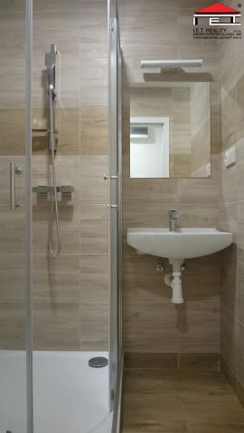 Pronájem bytu 1+1, 28 m - Photo 4