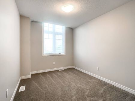 For Lease - 124 Parkinson Crescent Unit# 19, Orangeville, Ontario - Photo 2