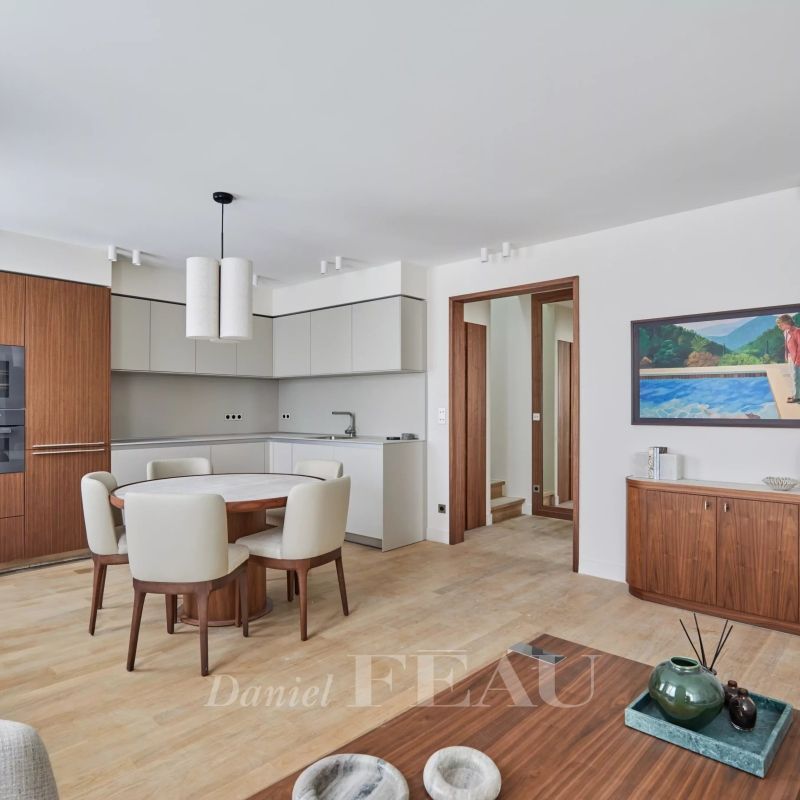 Paris VIIIe - Faubourg Saint-Honoré. - Photo 1