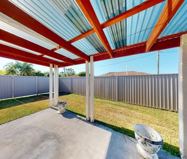 Freshly Updated Duplex in Prime Labrador Location - Photo 4