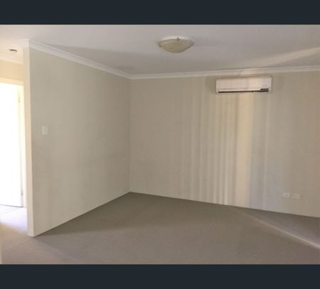 3 Kelso Close, Sinagra, WA 6065 - Photo 3