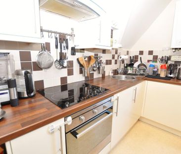 2 bedroom apartment to rent - Photo 4