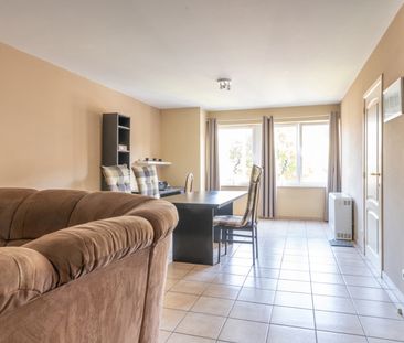 APPARTEMENT OP 1STE VERDIEPING MET GARAGE - Photo 2