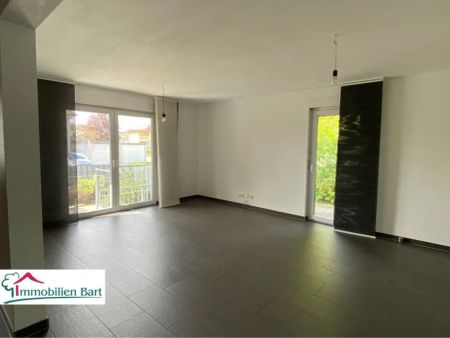 DIREKTE GRENZE L-REMICH:WOHNUNG / 101 M² / 2 SCHLAFZ. / 2 BADEZ. / CARPORT! - Foto 2