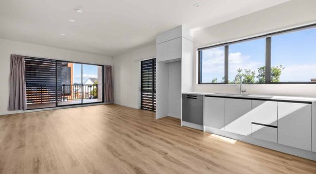 Nearly New Duplex - Photo 1